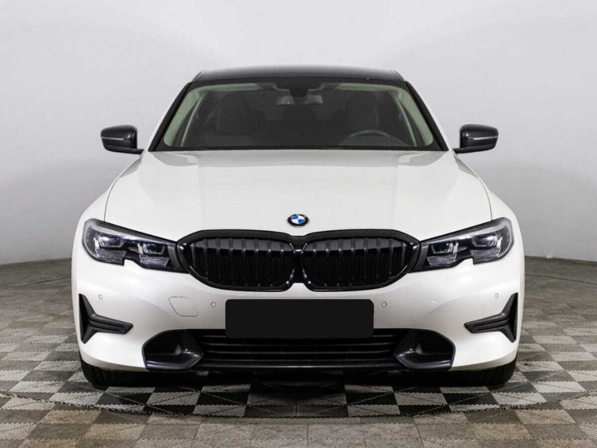 BMW 3 серии с пробегом — 2020 год. Фото: #1