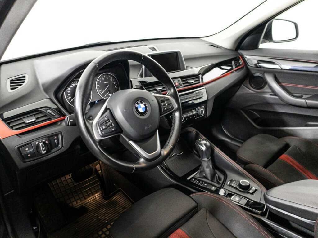 BMW X1 с пробегом — 2017 год. Фото: #10