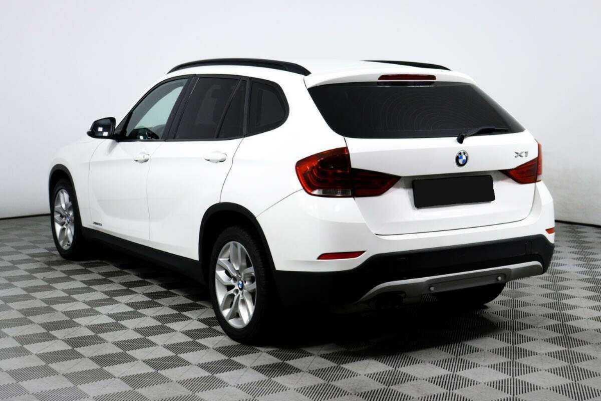 BMW X1 с пробегом — 2013 год. Фото: #6