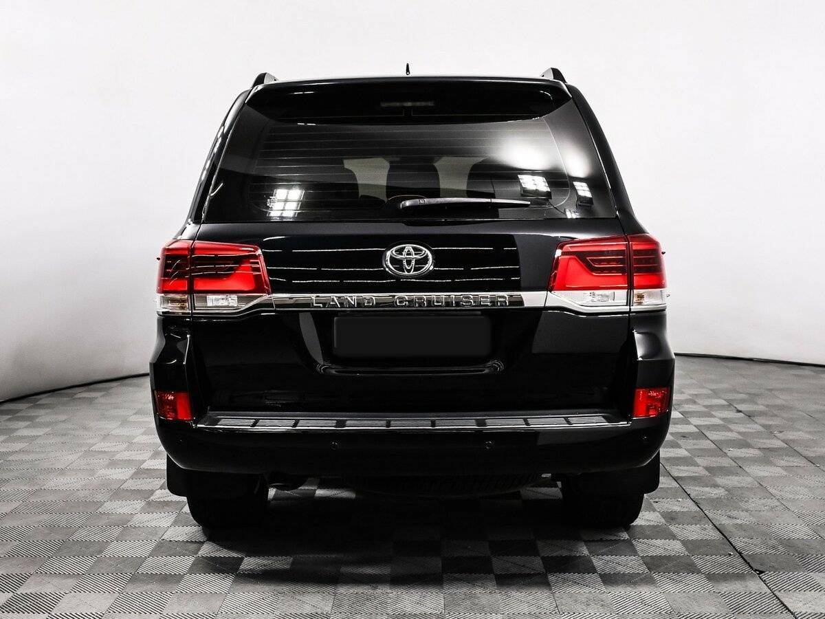 Toyota Land Cruiser с пробегом — 2018 год. Фото: #5