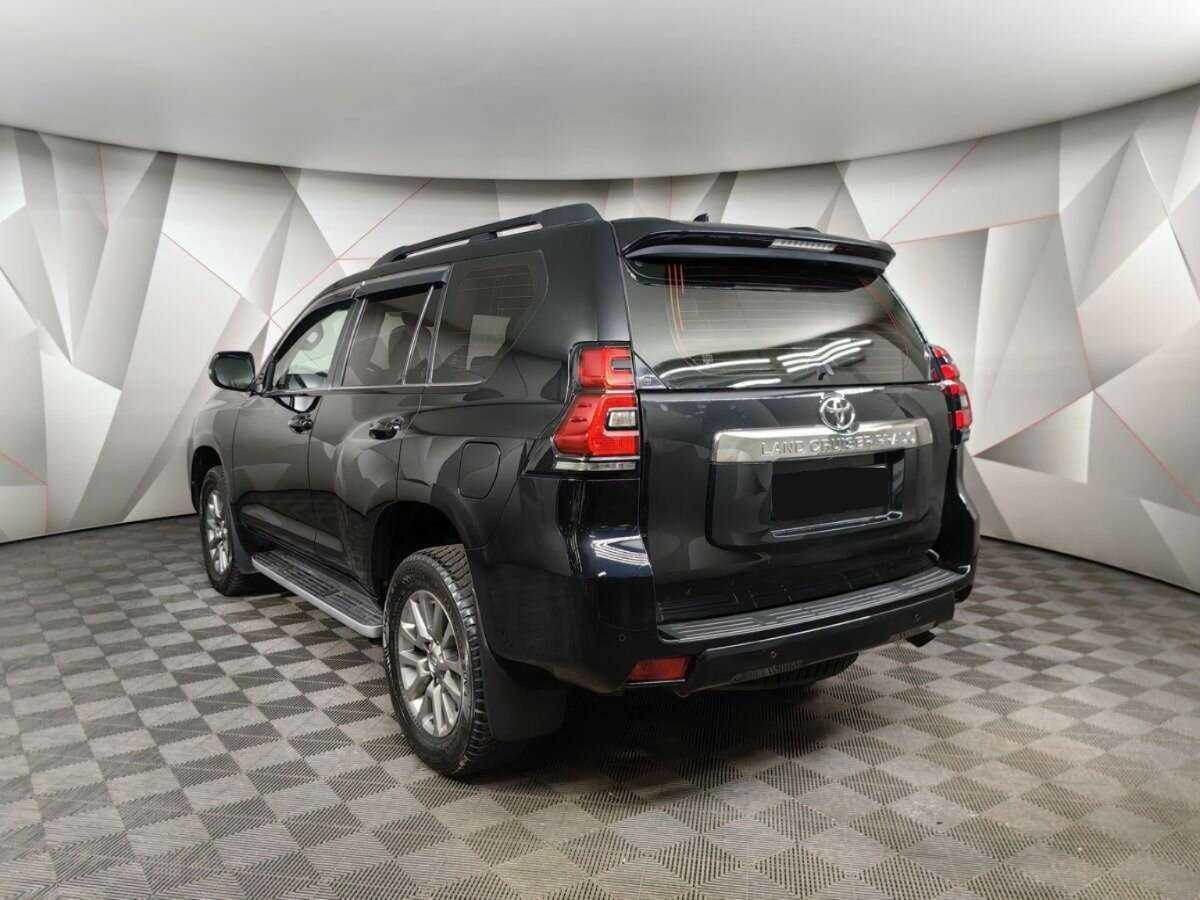 Toyota Land Cruiser Prado с пробегом — 2018 год. Фото: #3