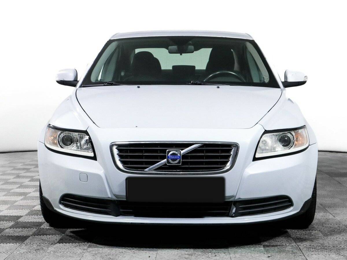 Volvo S40 с пробегом — 2007 год. Фото: #1