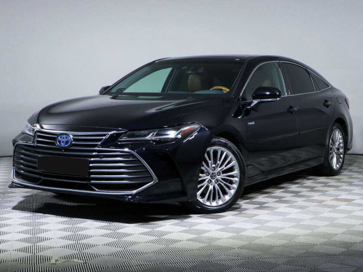 Toyota Avalon с пробегом — 2018 год. Фото: #0