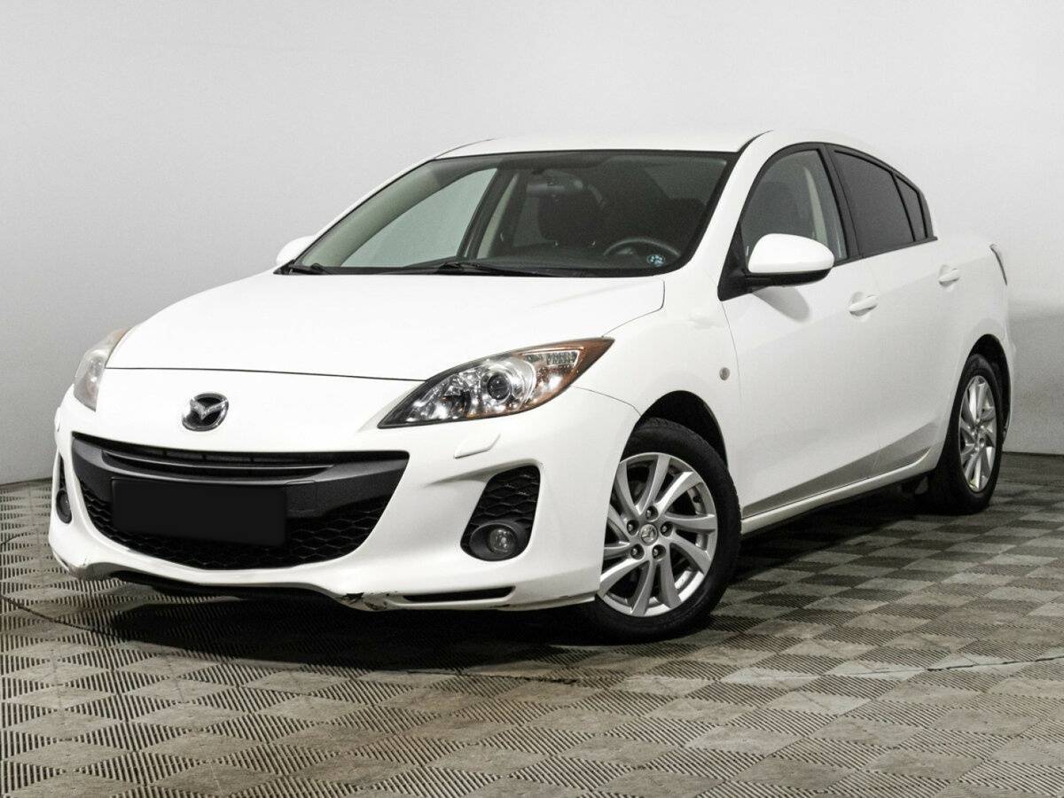 Mazda 3 с пробегом — 2011 год. Фото: #0