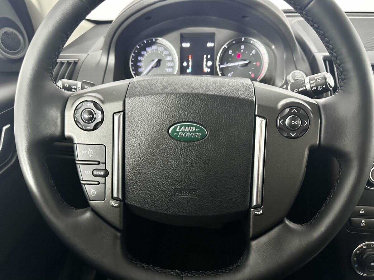 Land Rover Freelander с пробегом — 2014 год. Фото: #10