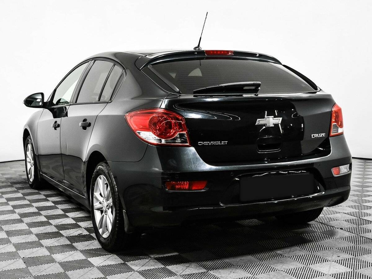 Chevrolet Cruze с пробегом — 2014 год. Фото: #6