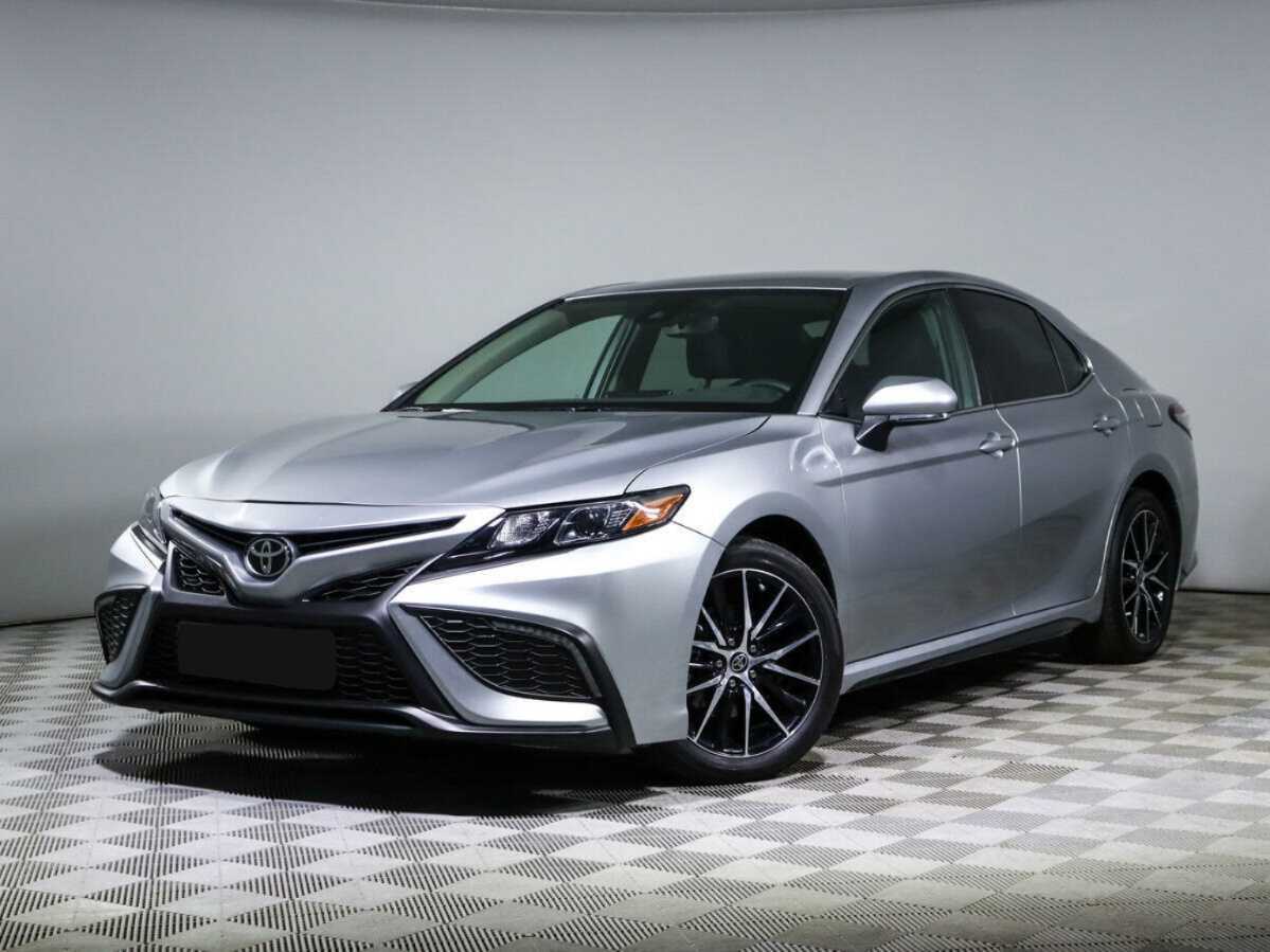 Toyota Camry с пробегом — 2022 год. Посмотреть фото