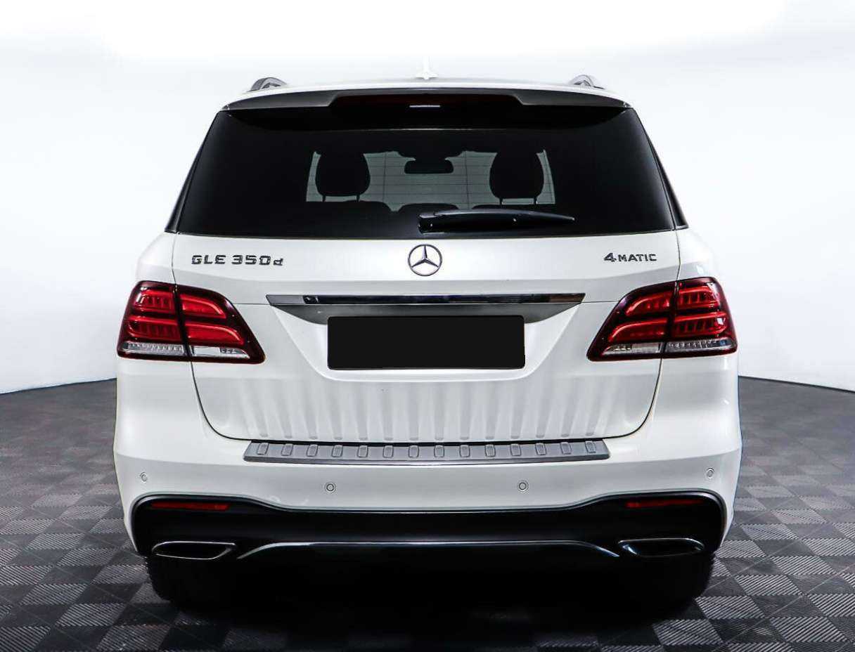Mercedes-Benz GLE с пробегом — 2015 год. Фото: #5