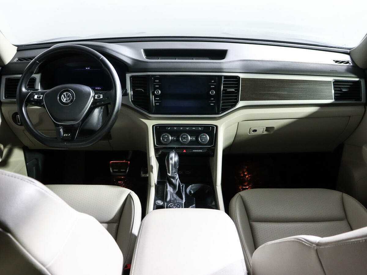 Volkswagen Atlas с пробегом — 2018 год. Фото: #10