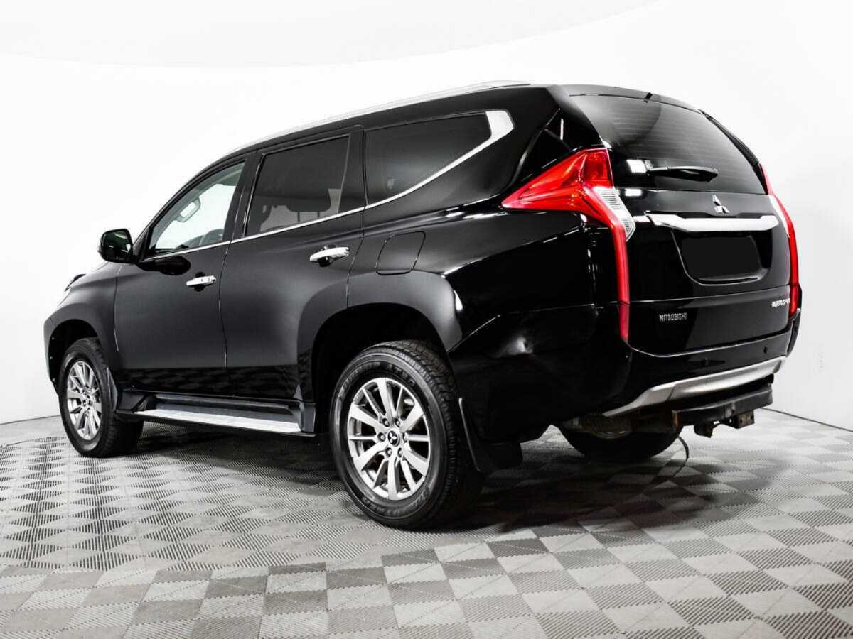 Mitsubishi Pajero Sport с пробегом — 2019 год. Фото: #6