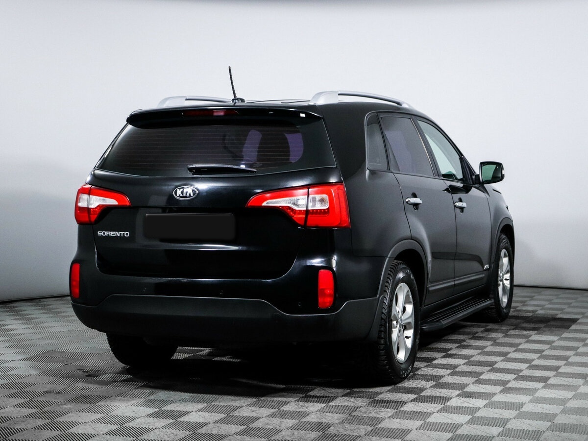 Kia Sorento с пробегом — 2013 год. Фото: #4