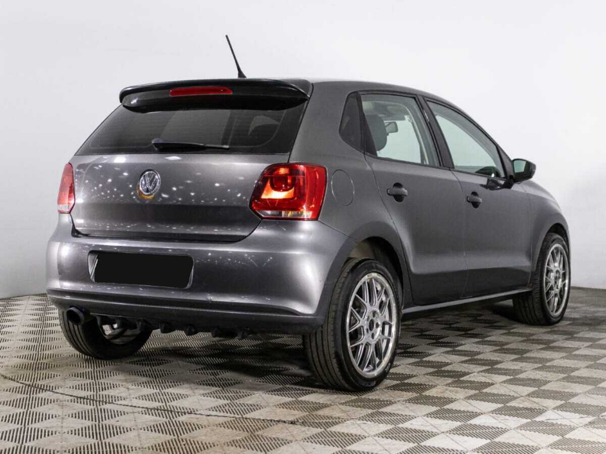 Volkswagen Polo с пробегом — 2010 год. Фото: #4