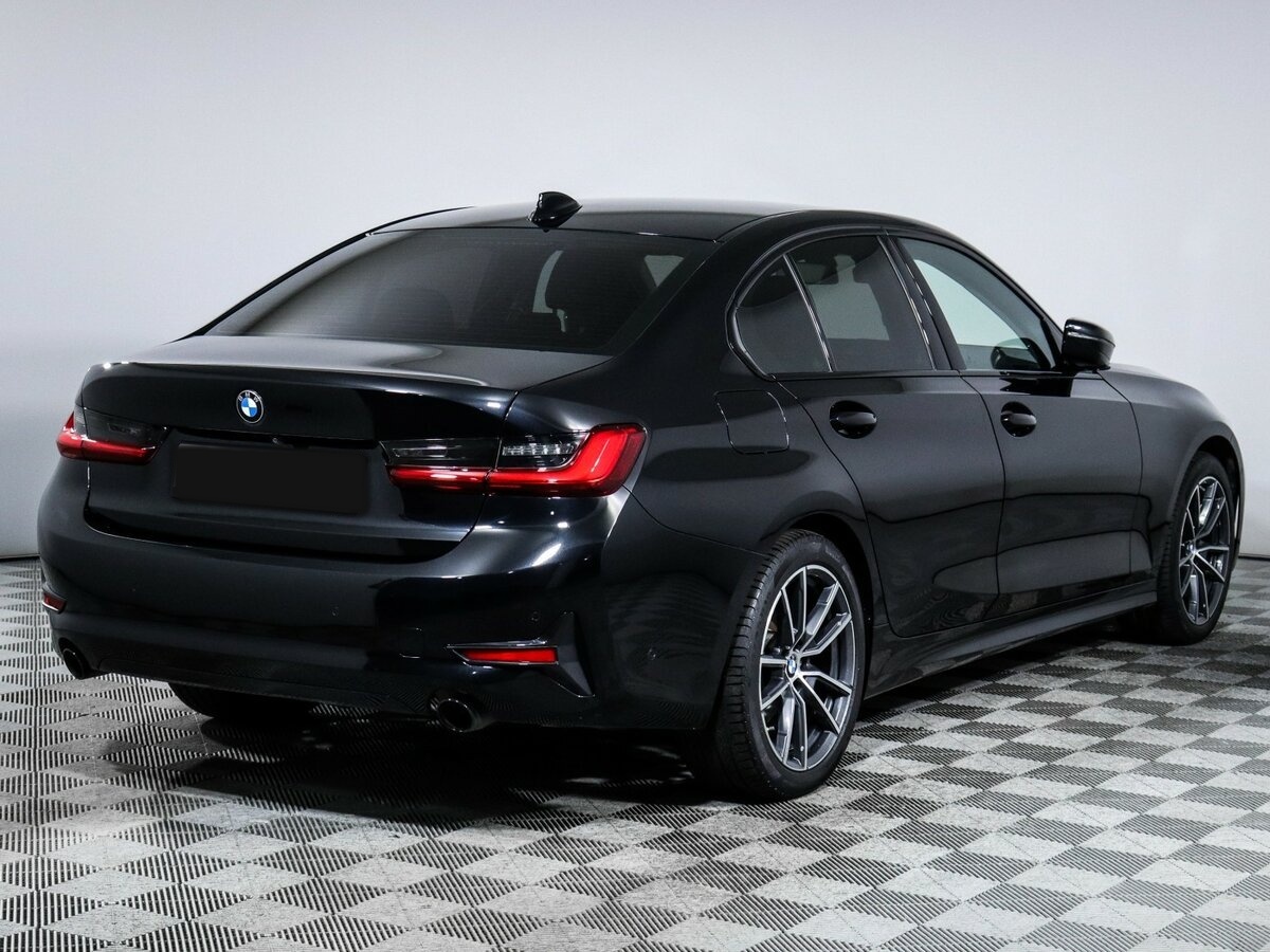 BMW 3 серии с пробегом — 2021 год. Фото: #3