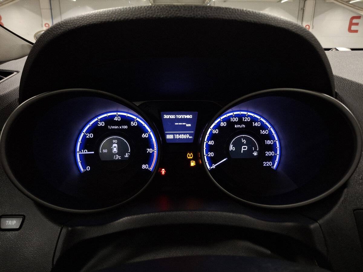Hyundai ix35 с пробегом — 2011 год. Фото: #12