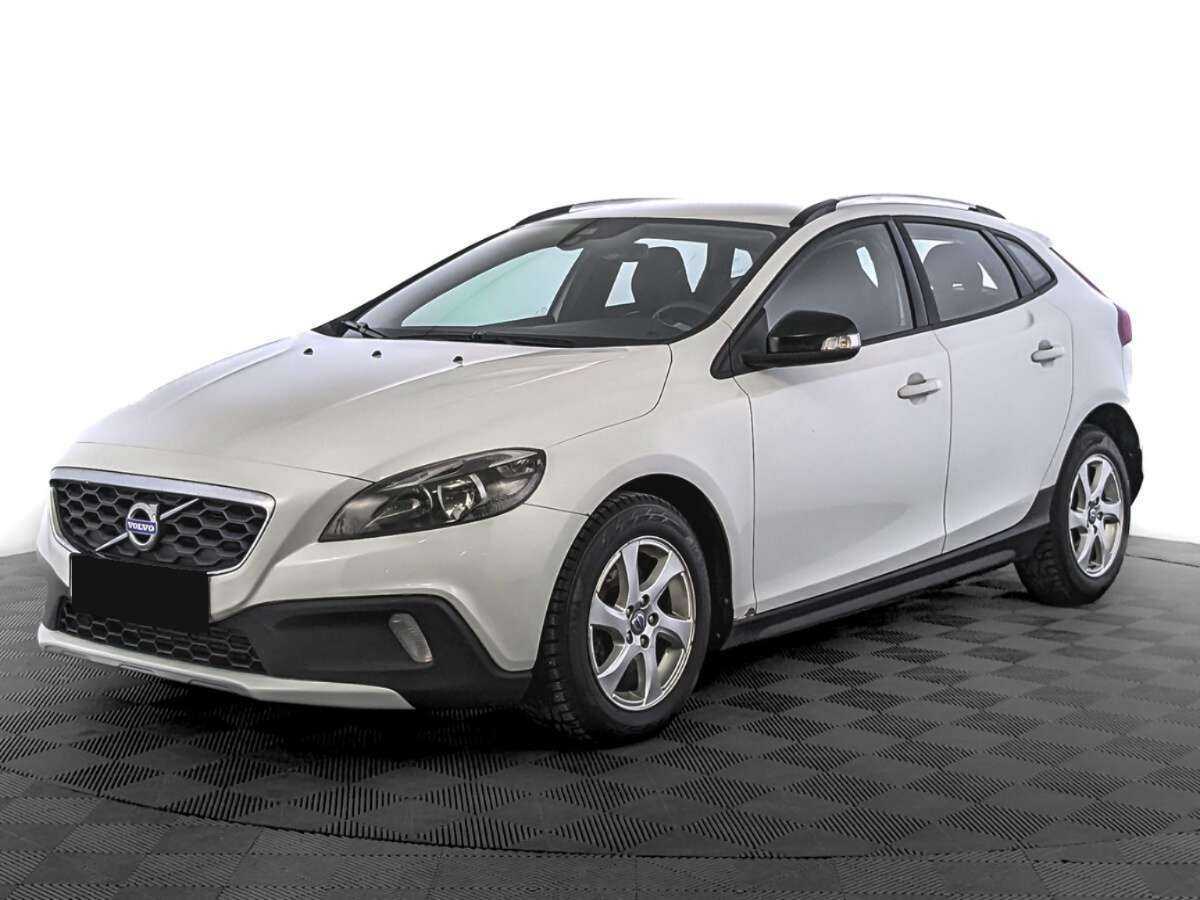 Volvo V40 Cross Country с пробегом — 2014 год. Посмотреть фото