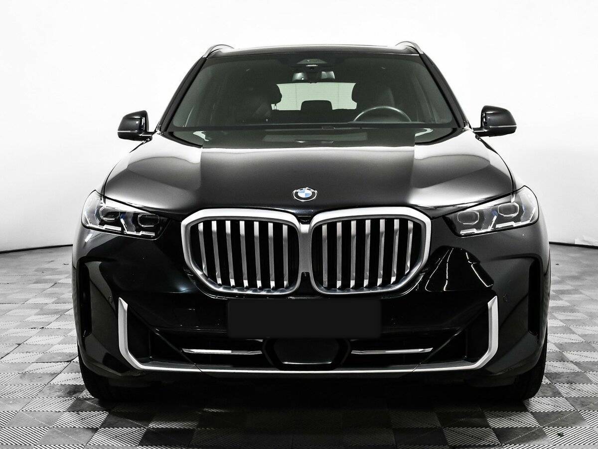 BMW X5 с пробегом — 2023 год. Фото: #1