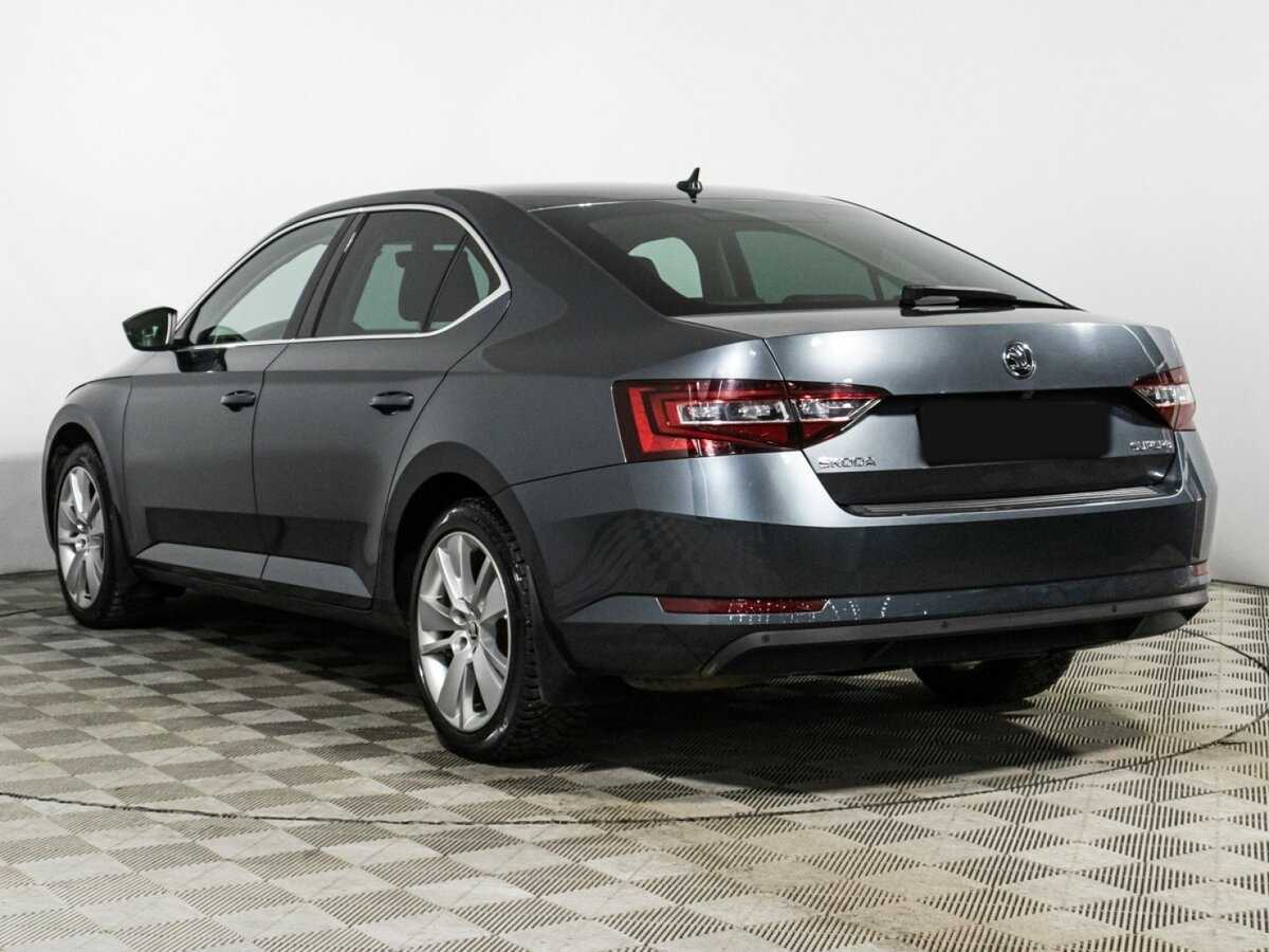 Skoda Superb с пробегом — 2019 год. Фото: #6