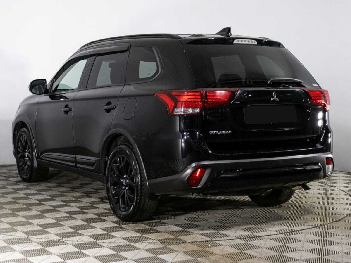 Mitsubishi Outlander с пробегом — 2021 год. Фото: #6