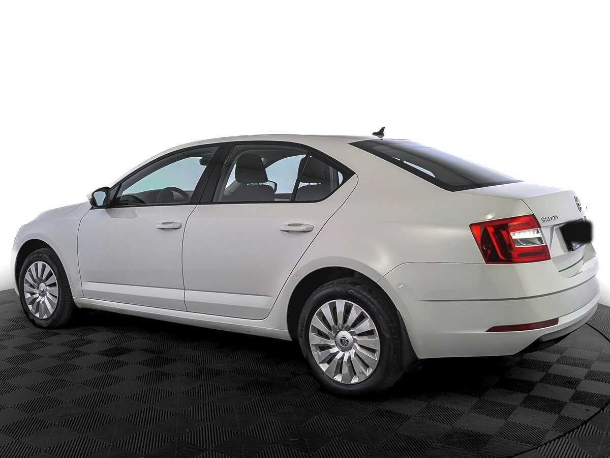 Skoda Octavia с пробегом — 2019 год. Фото: #6