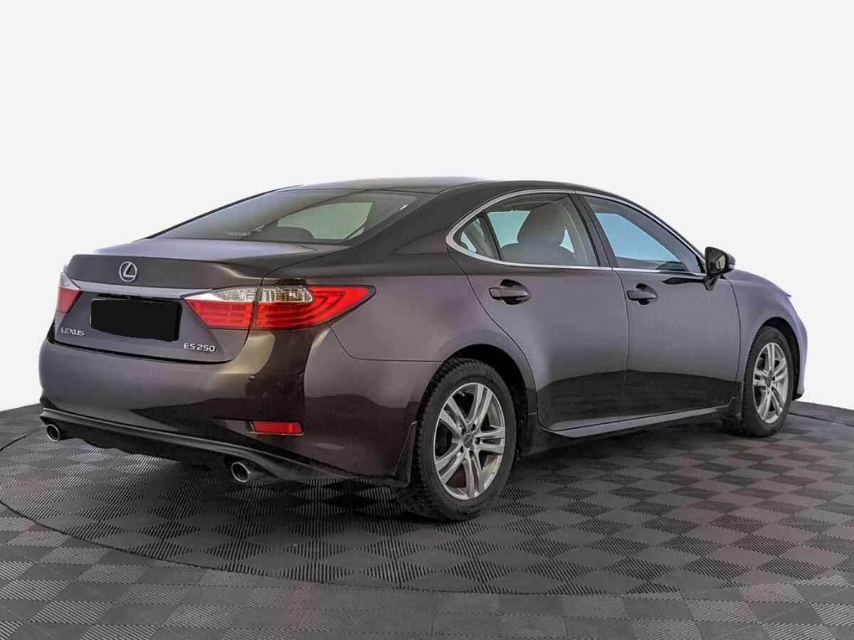 Lexus ES с пробегом — 2014 год. Фото: #4
