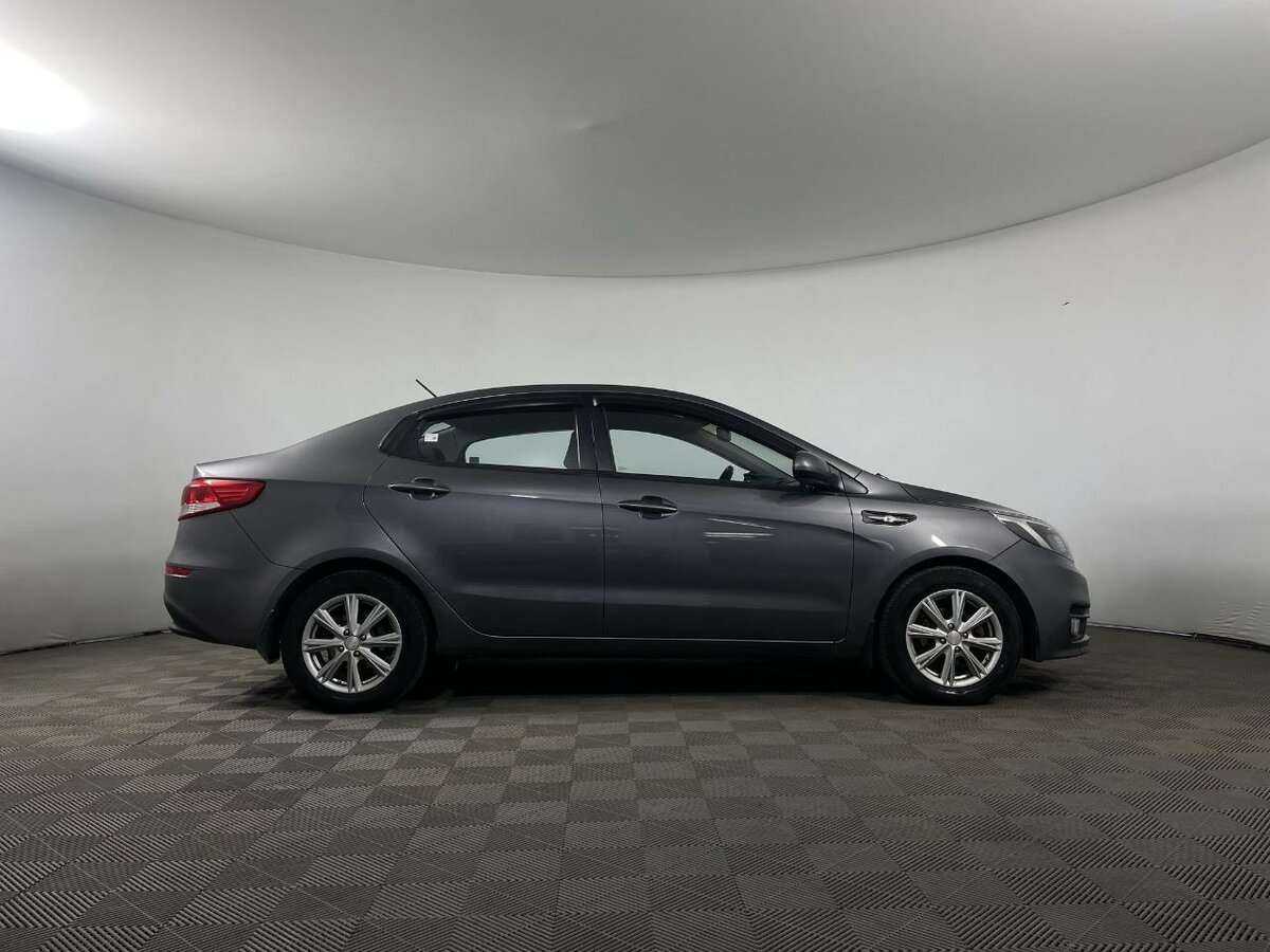 Kia Rio с пробегом — 2015 год. Фото: #3