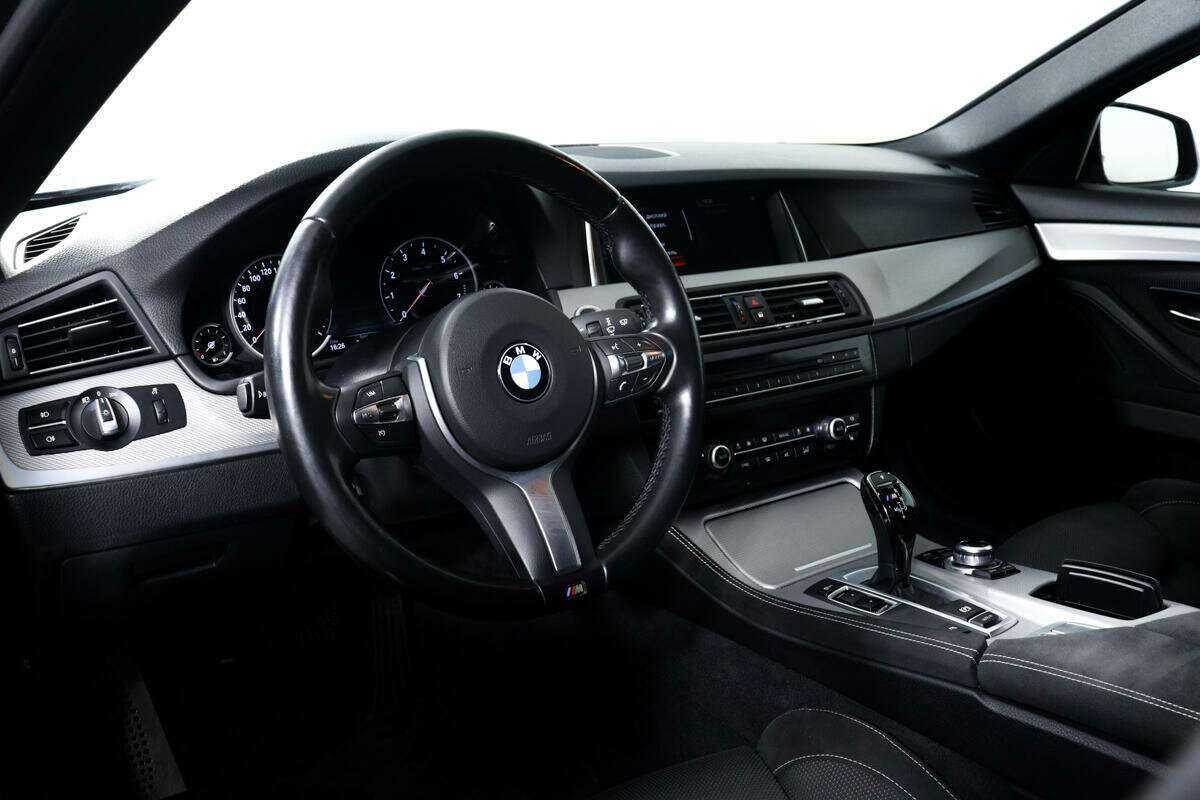 BMW 5 серии с пробегом — 2016 год. Фото: #12
