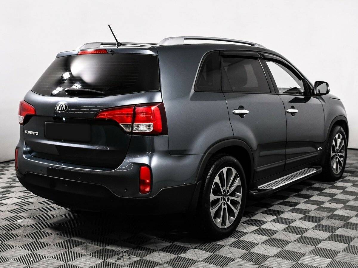 Kia Sorento с пробегом — 2013 год. Фото: #4