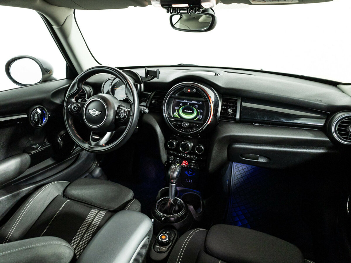 Mini Hatch с пробегом — 2014 год. Фото: #8