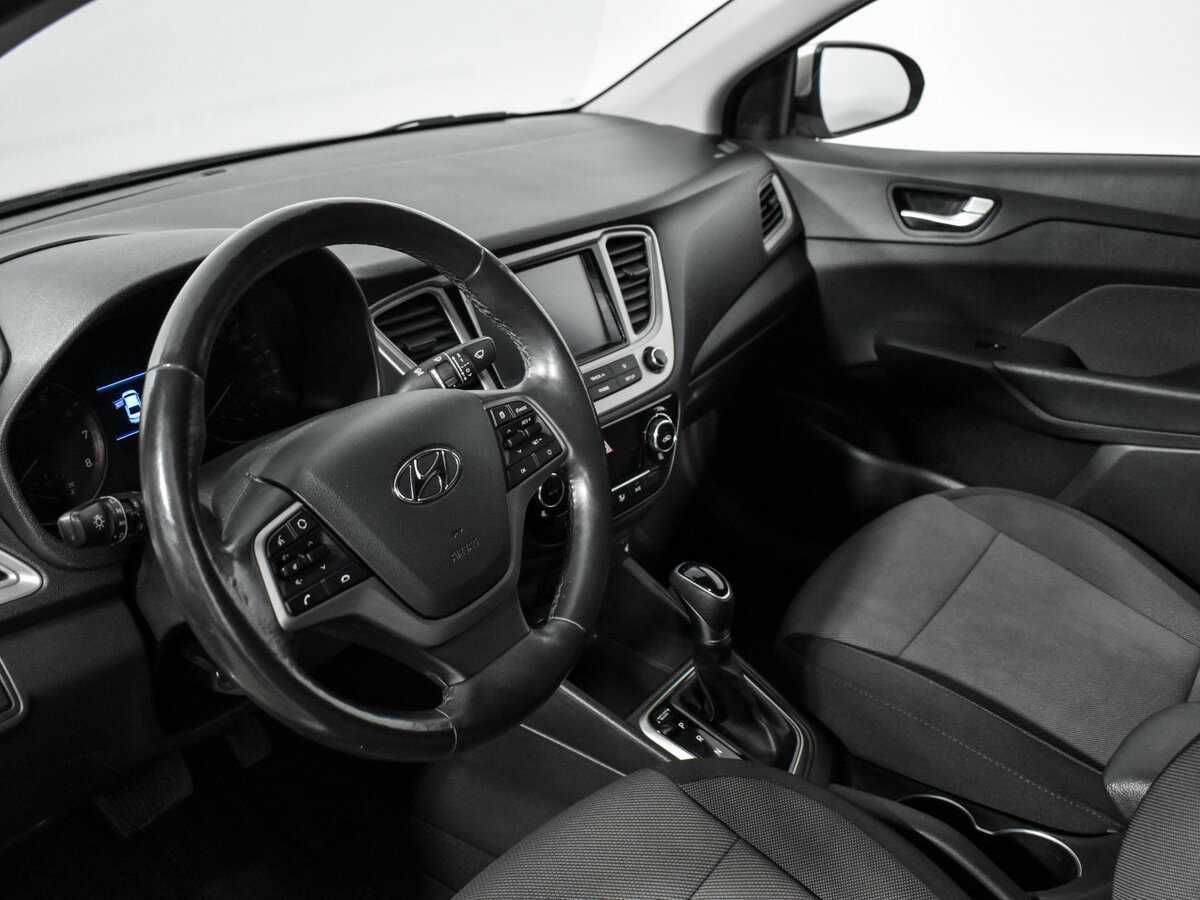 Hyundai Solaris с пробегом — 2019 год. Фото: #8