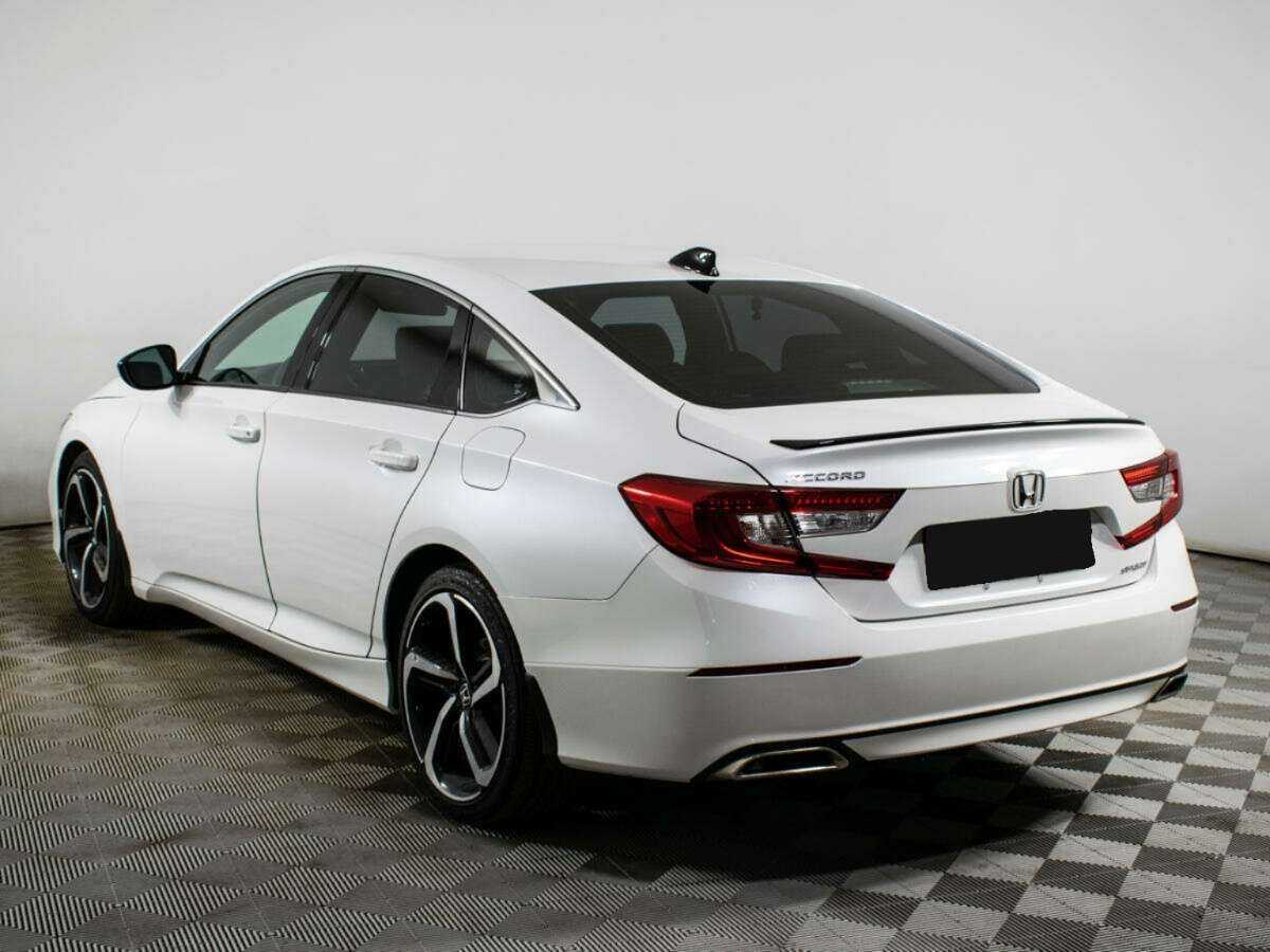 Honda Accord с пробегом — 2022 год. Фото: #5