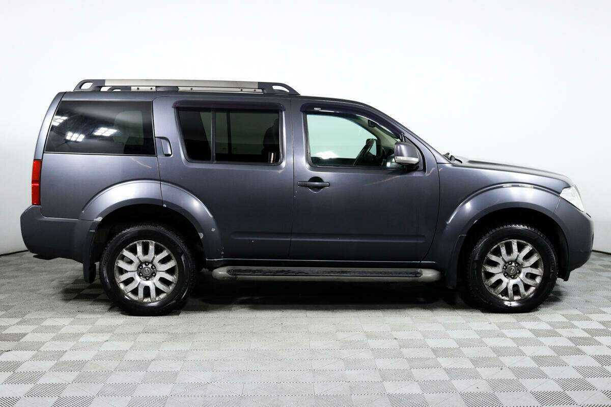Nissan Pathfinder с пробегом — 2011 год. Фото: #3