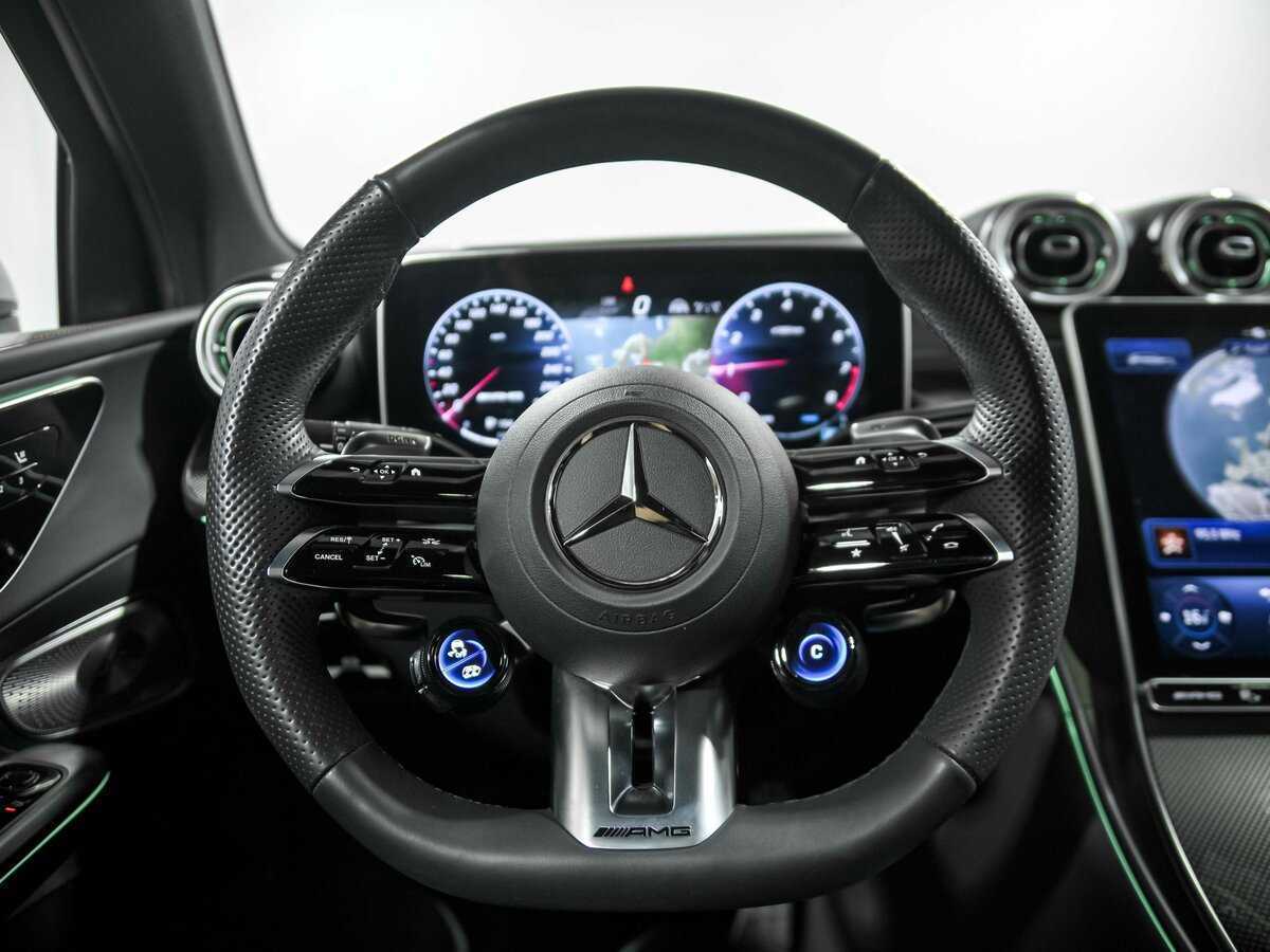 Mercedes-Benz GLC AMG с пробегом — 2024 год. Фото: #9