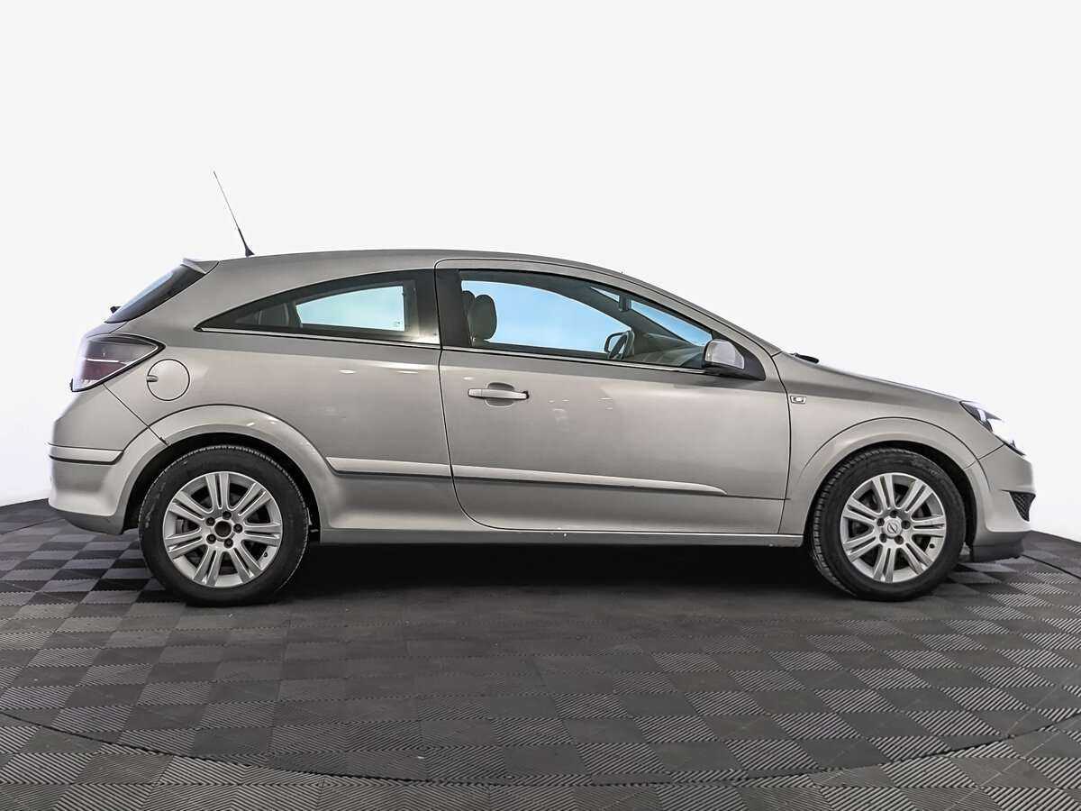 Opel Astra с пробегом — 2008 год. Фото: #3
