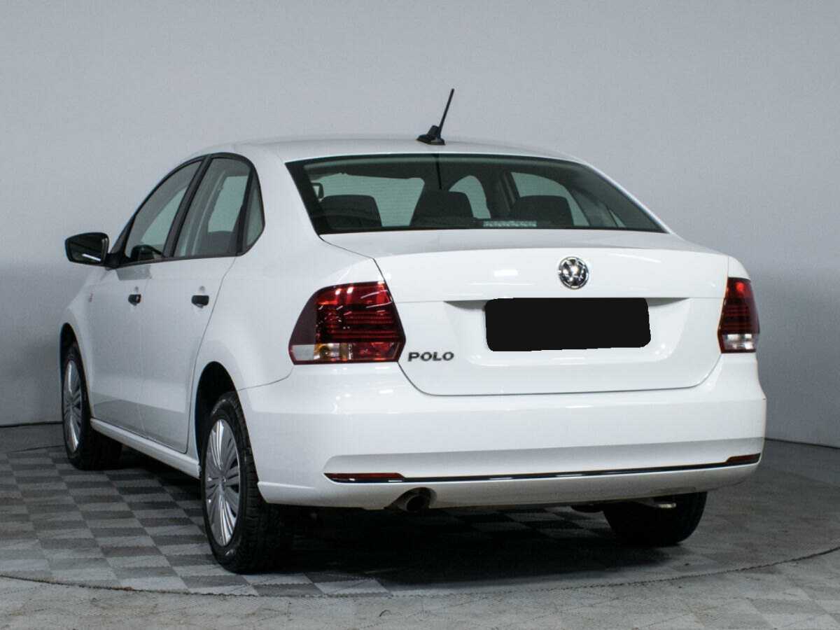 Volkswagen Polo с пробегом — 2019 год. Фото: #6