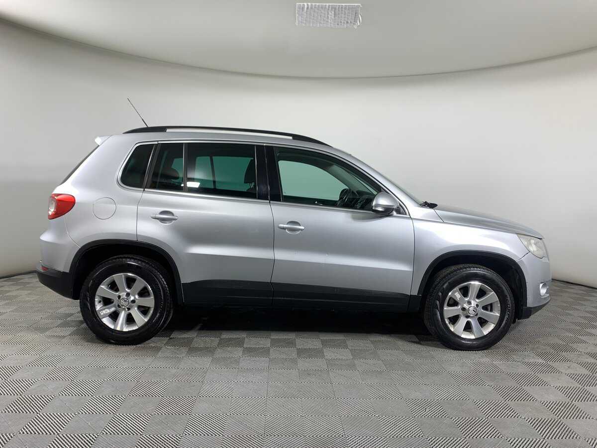 Volkswagen Tiguan с пробегом — 2009 год. Фото: #3