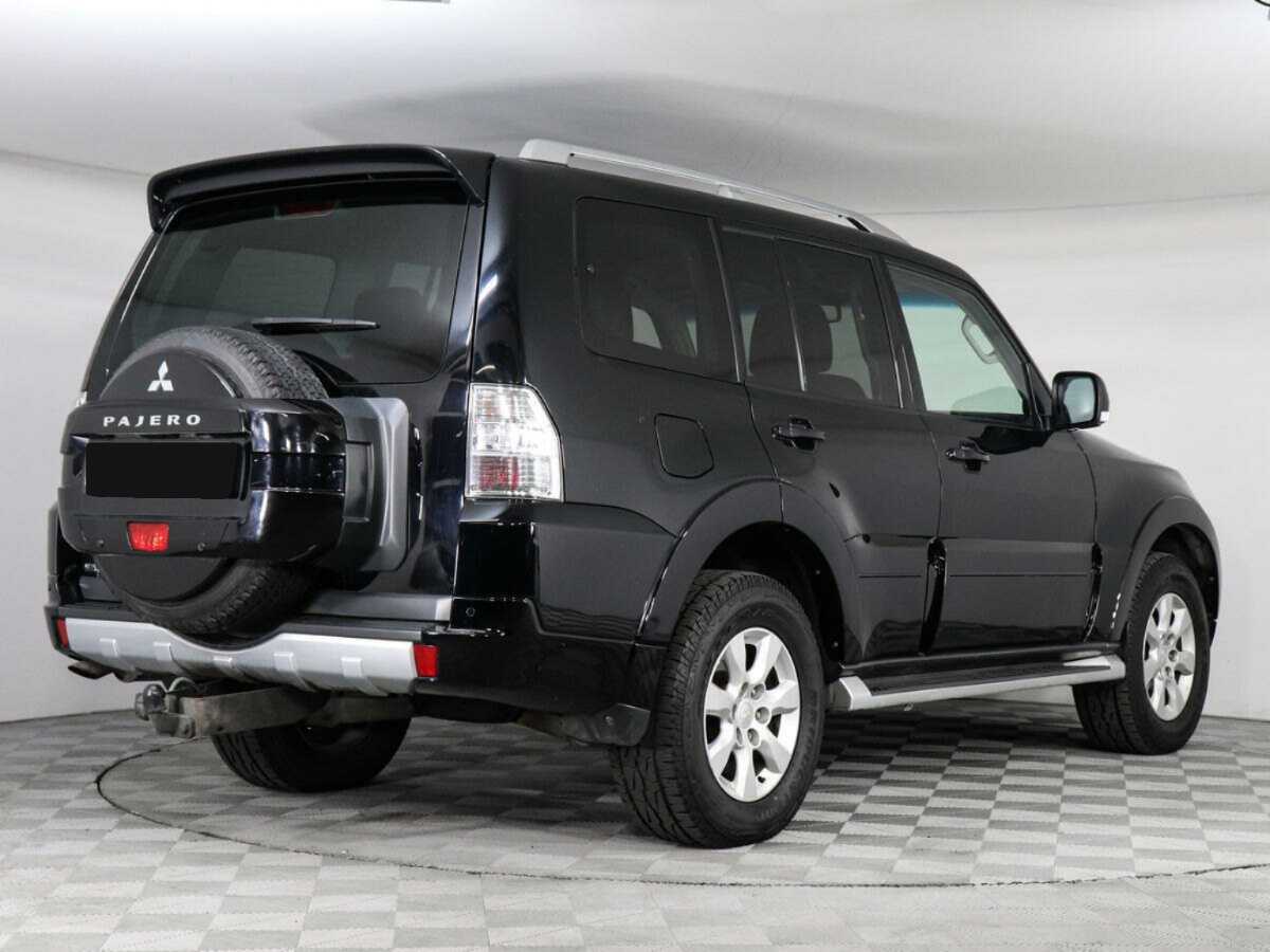 Mitsubishi Pajero с пробегом — 2011 год. Фото: #4