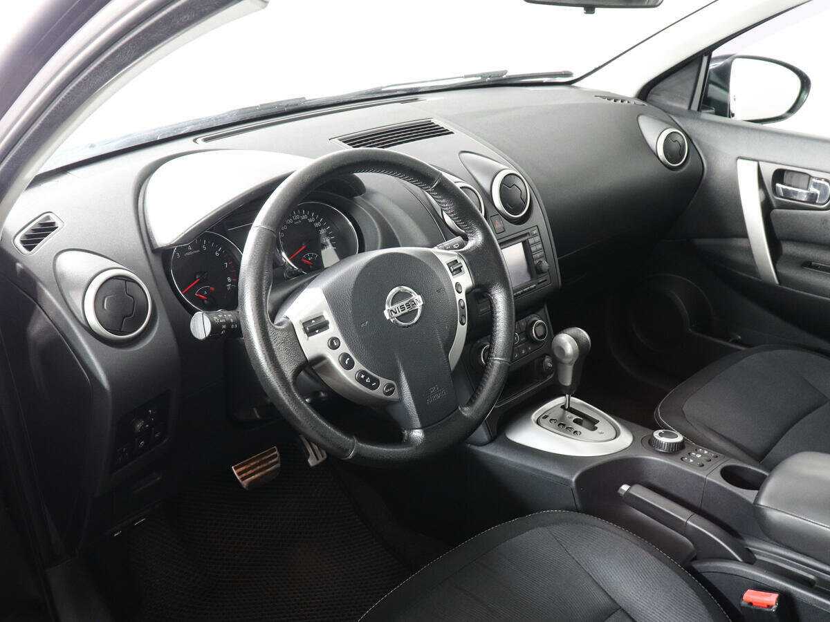 Nissan Qashqai с пробегом — 2010 год. Фото: #8