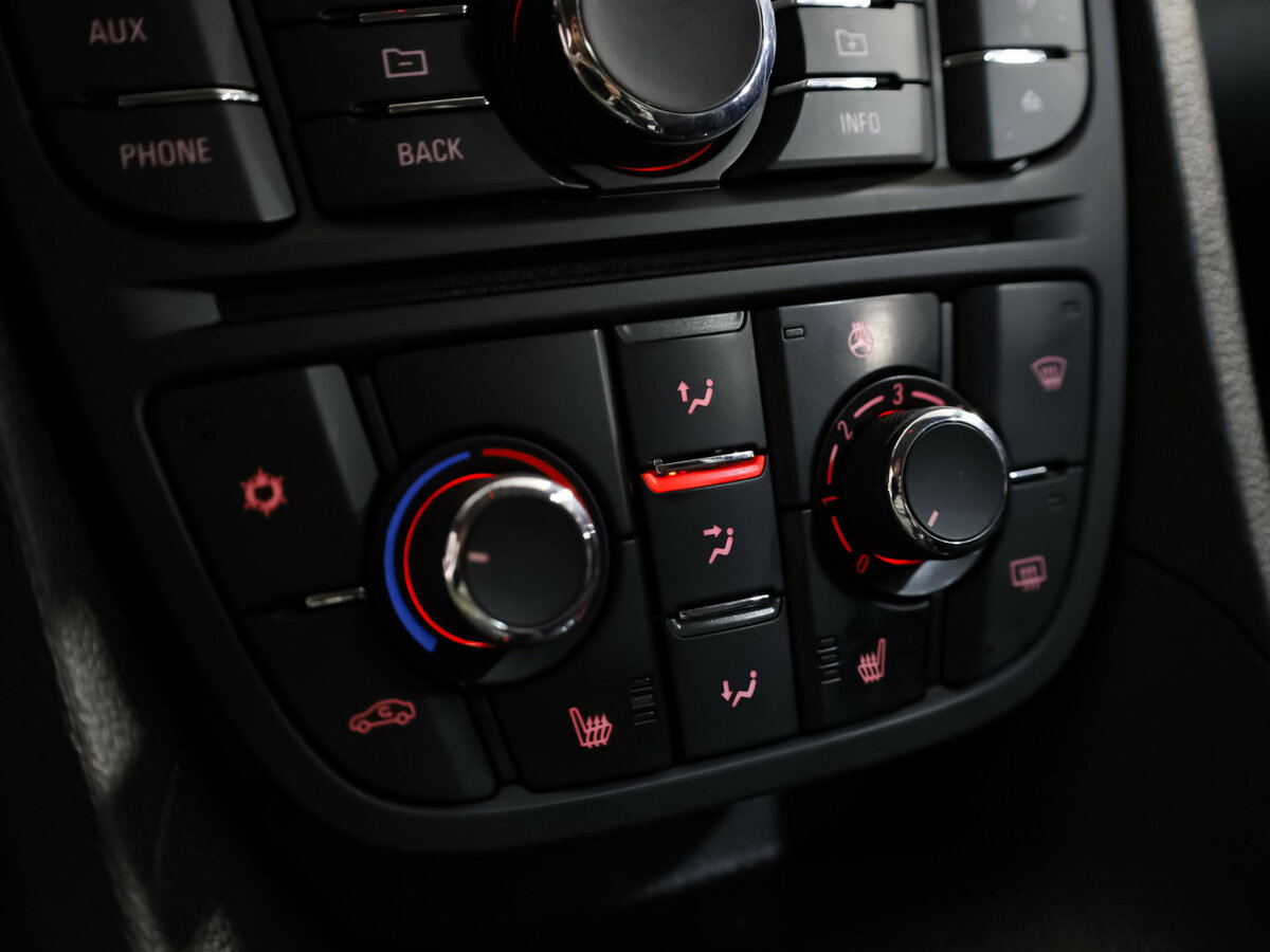 Opel Meriva с пробегом — 2011 год. Фото: #13