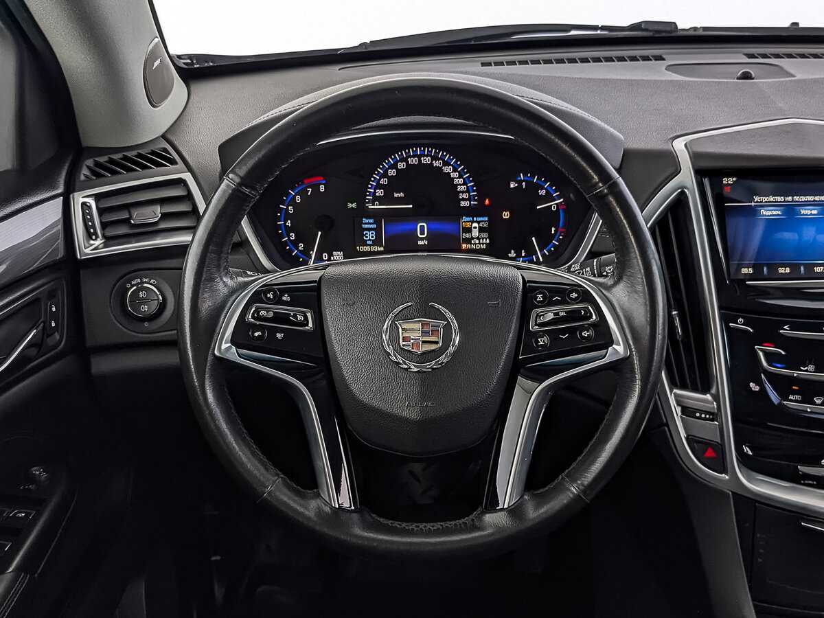 Cadillac SRX с пробегом — 2015 год. Фото: #20