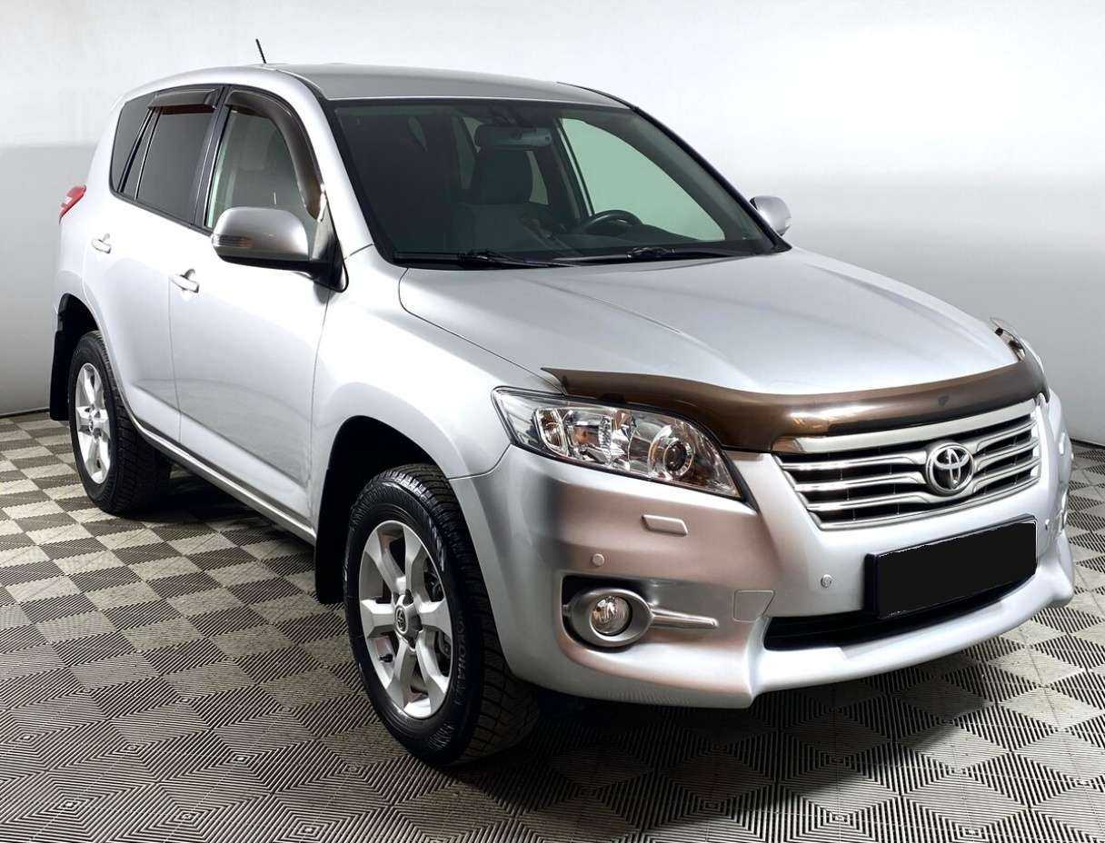 Toyota RAV4 с пробегом — 2011 год. Фото: #2