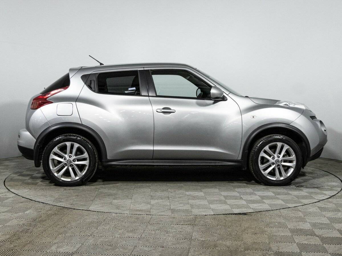 Nissan Juke с пробегом — 2011 год. Фото: #3