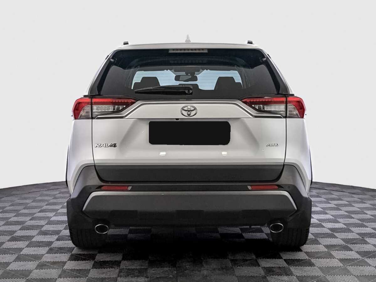 Toyota RAV4 с пробегом — 2021 год. Фото: #5