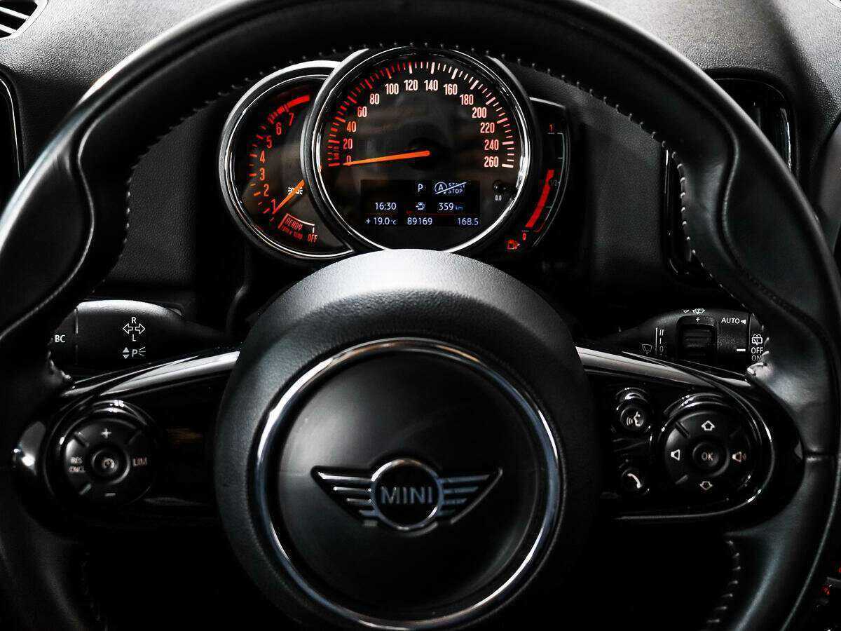 Mini Countryman с пробегом — 2018 год. Фото: #16