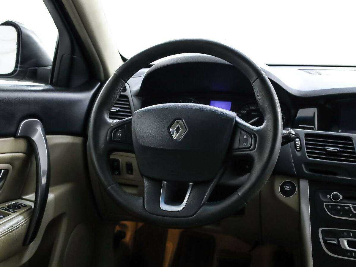 Renault Latitude с пробегом — 2011 год. Фото: #19