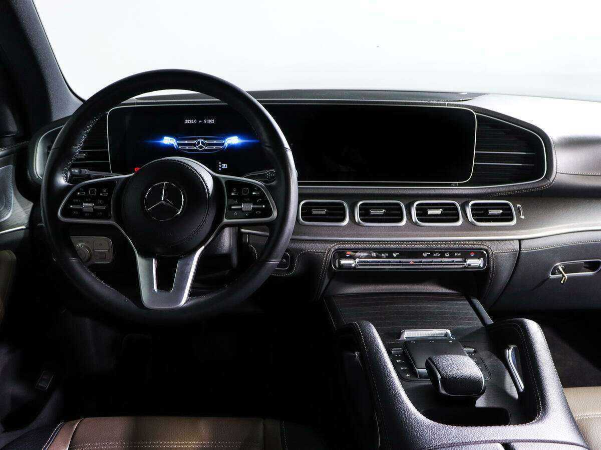 Mercedes-Benz GLE с пробегом — 2020 год. Фото: #10