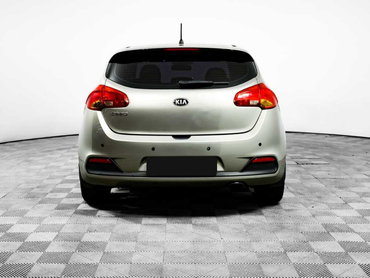 Kia Ceed с пробегом — 2014 год. Фото: #5