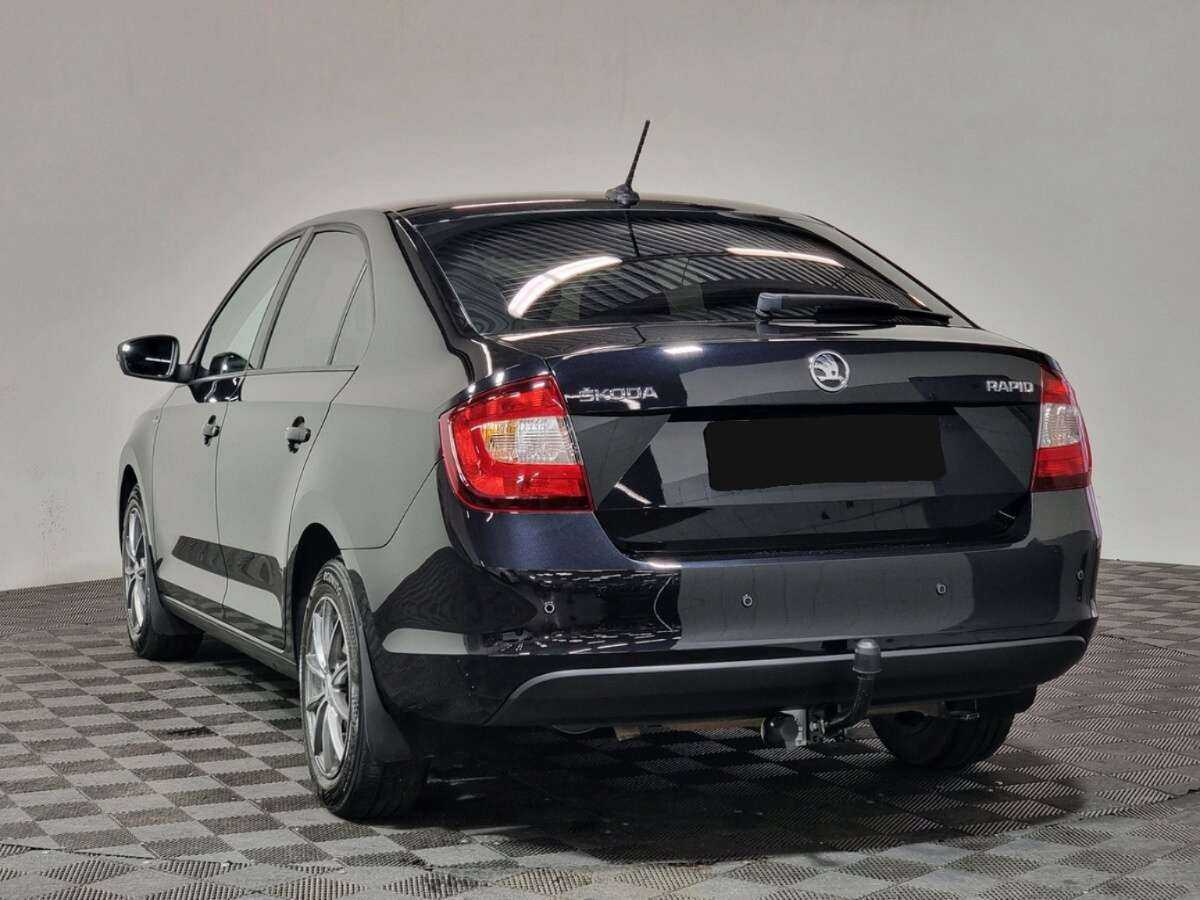 Skoda Rapid с пробегом — 2019 год. Фото: #4