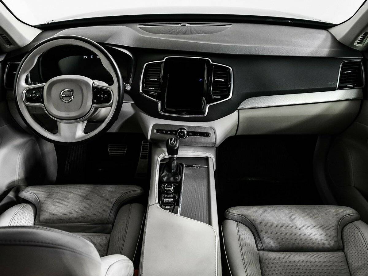 Volvo XC90 с пробегом — 2016 год. Фото: #10
