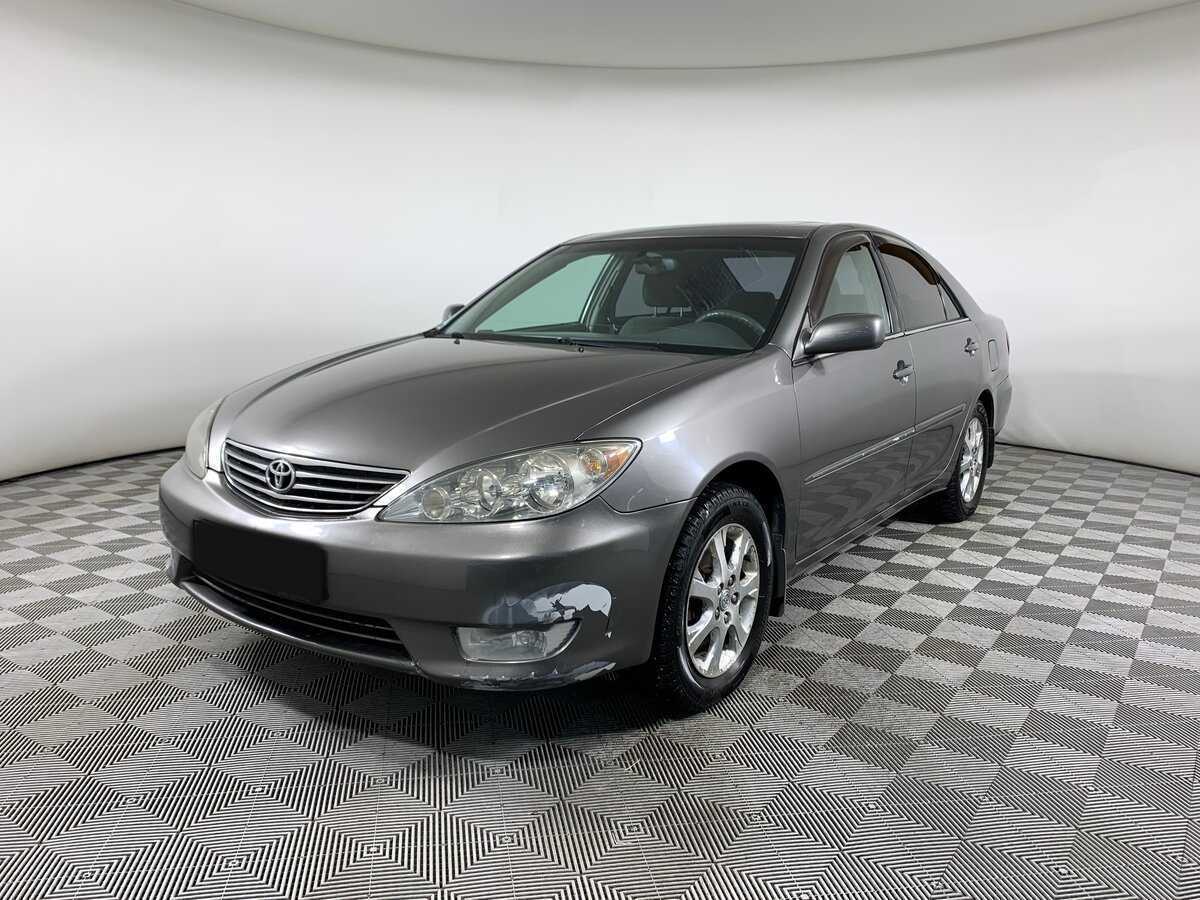 Toyota Camry с пробегом — 2004 год. Фото: #0