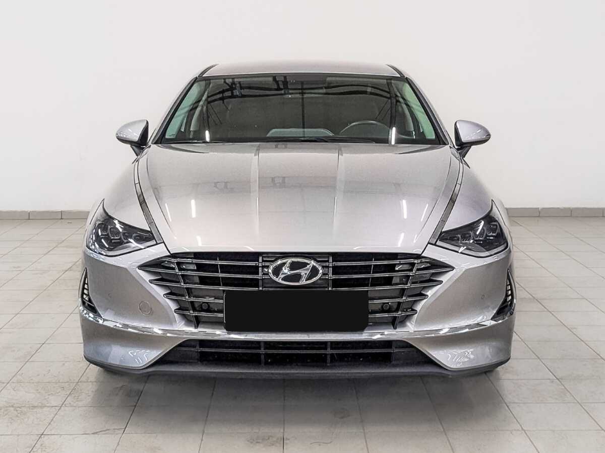 Hyundai Sonata с пробегом — 2022 год. Фото: #1